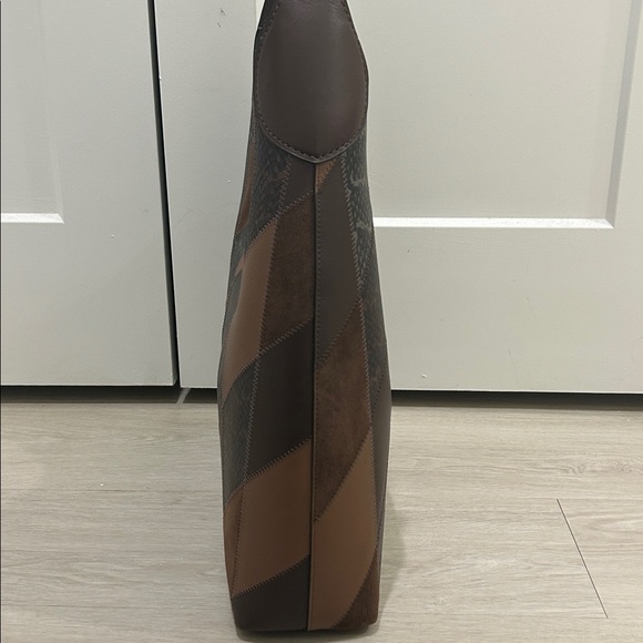 Coach (NWT) Shoulder Bag 39 with Snakeskin Patchwork - Picture 9 of 17